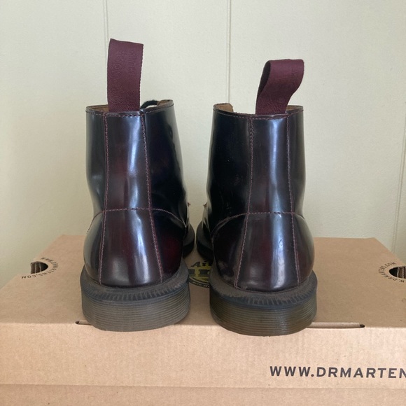 /SOLD/ Doc Martens Emmaline Arcadia Leather Laceup Boot - Picture 4 of 8